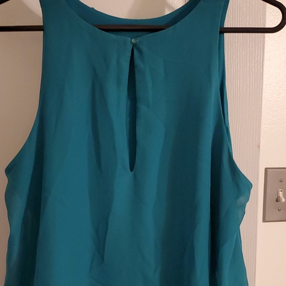 Top - Picture 3 of 3